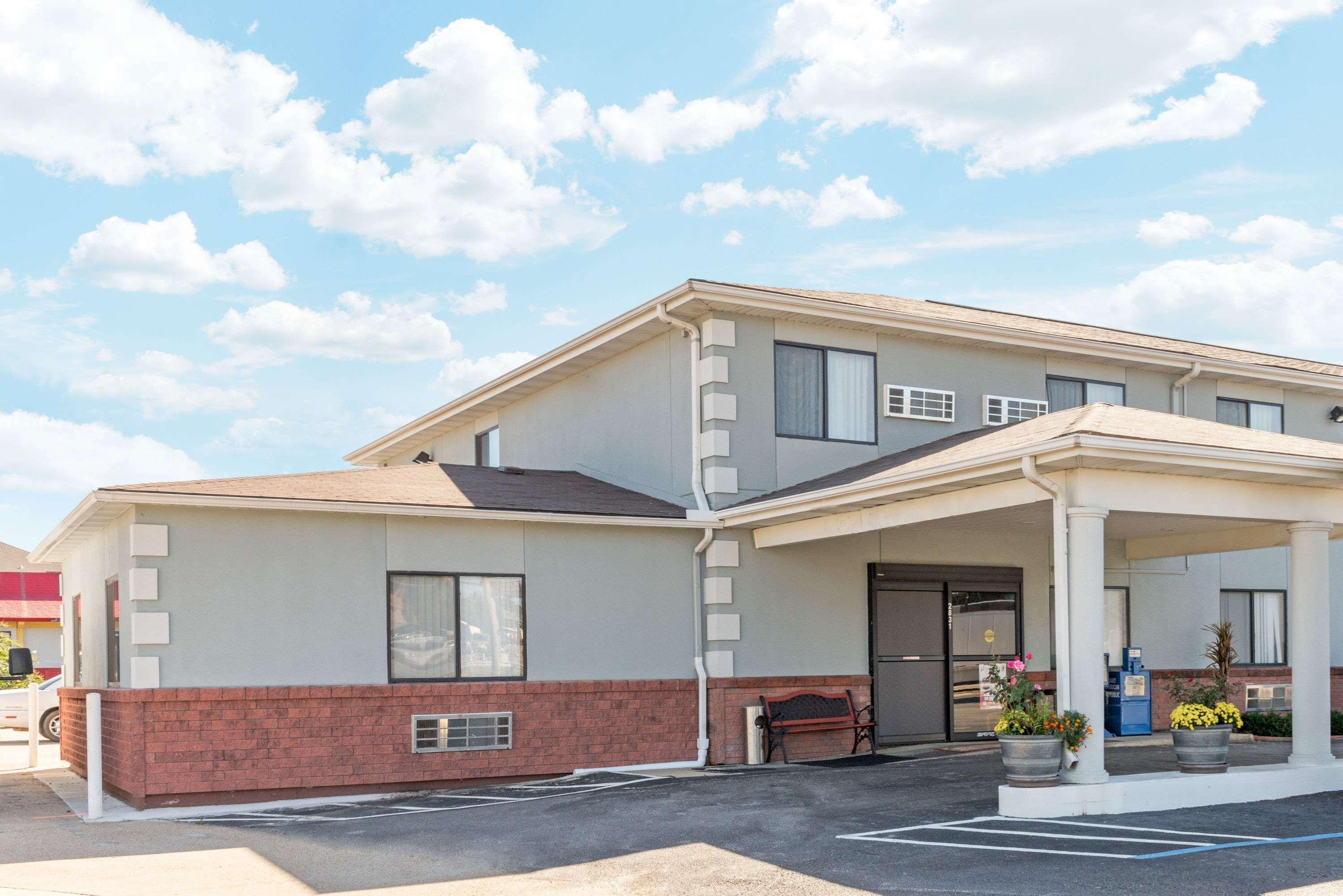 Super 8 By Wyndham Poplar Bluff Missouri Hotel Exterior foto